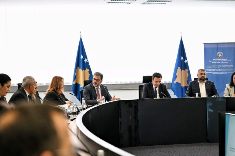 Albin Kurti: Zëri i të mbijetuarve të dhunës seksuale është thelbësor për drejtësinë në Kosovë