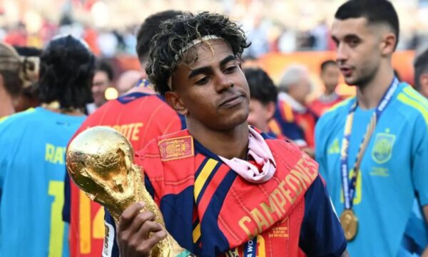 Spanja e rrëmben vendin e parë në renditjen e FIFA-s, kështu pozicionohen Kosova e Shqipëria